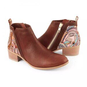 Inkkas la Dama leather bootie new in box